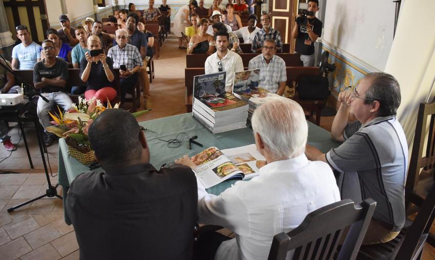 El Grupo Excelencias participó en el Festival del Caribe y presentó la Revista Excelencias Turísticas del Caribe y Las Américas y Arte por Excelencias