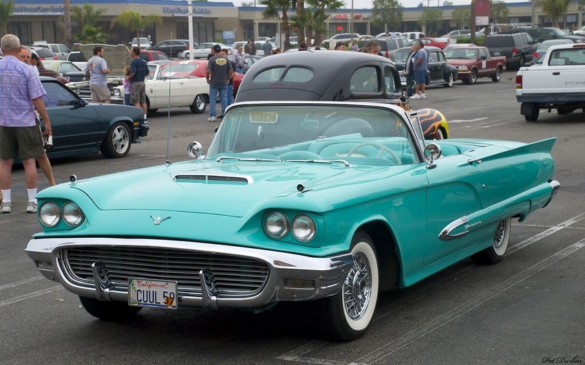 Ford Thunderbird