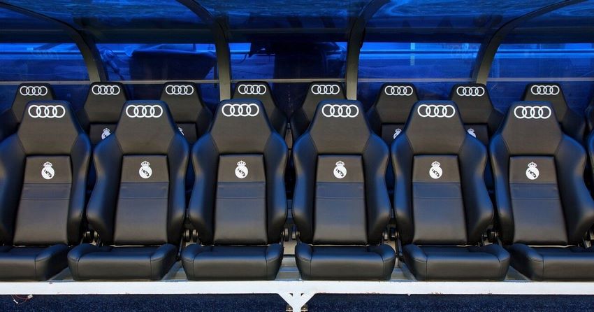 Asientos de autos de carrera para el Real Madrid FC