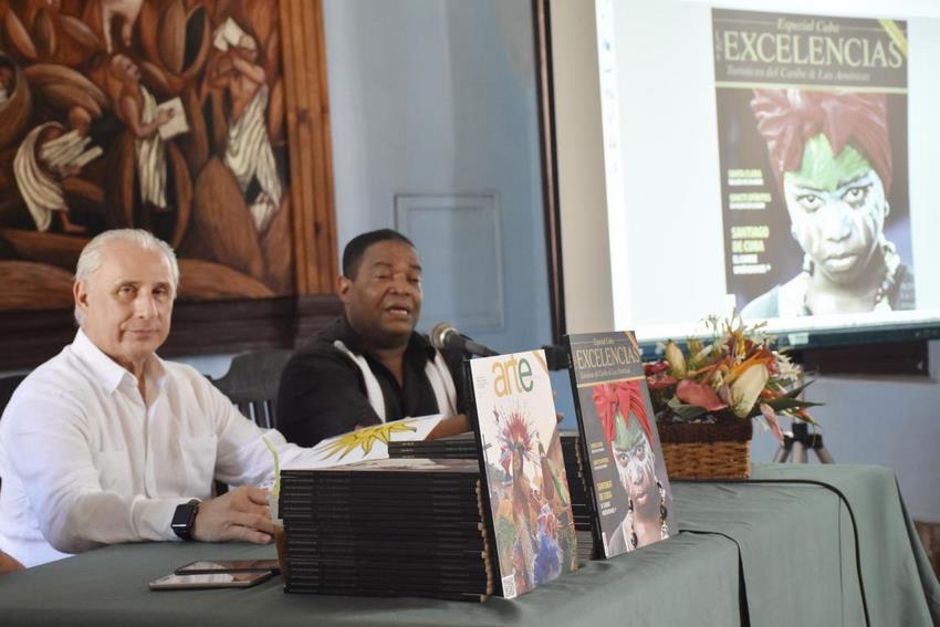 El Grupo Excelencias participó en el Festival del Caribe y presentó la Revista Excelencias Turísticas del Caribe y Las Américas y Arte por Excelencias