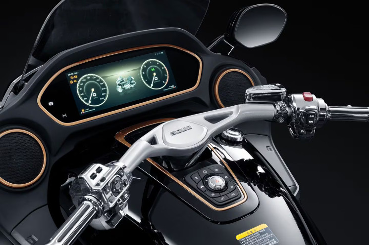 S2000, la grand touring china de lujo