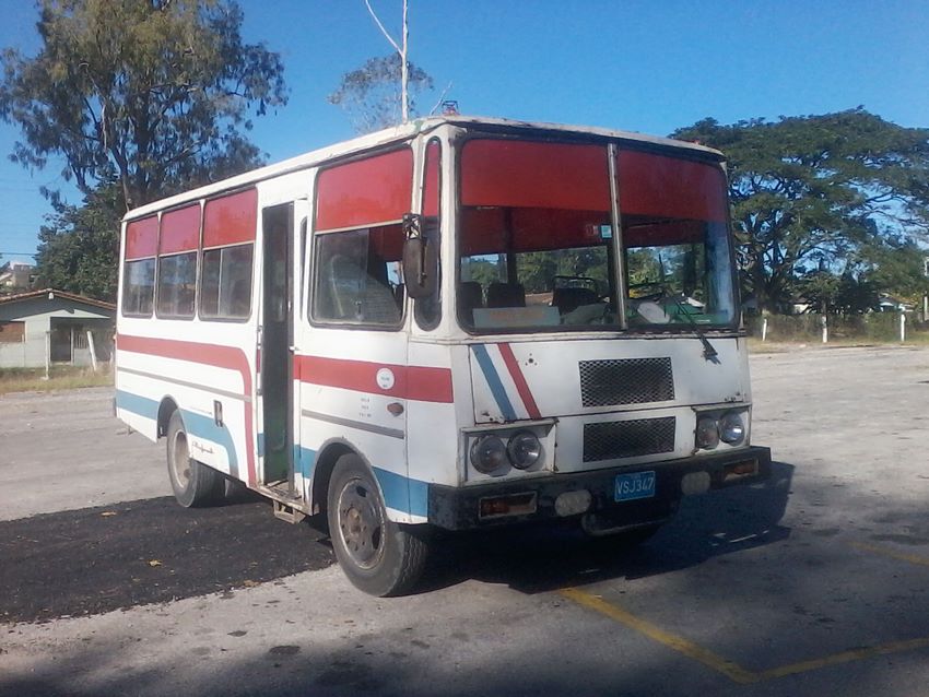 MEMORIAS DEL MOTOR celebra el Día del Trabajador del Transporte, en Cuba