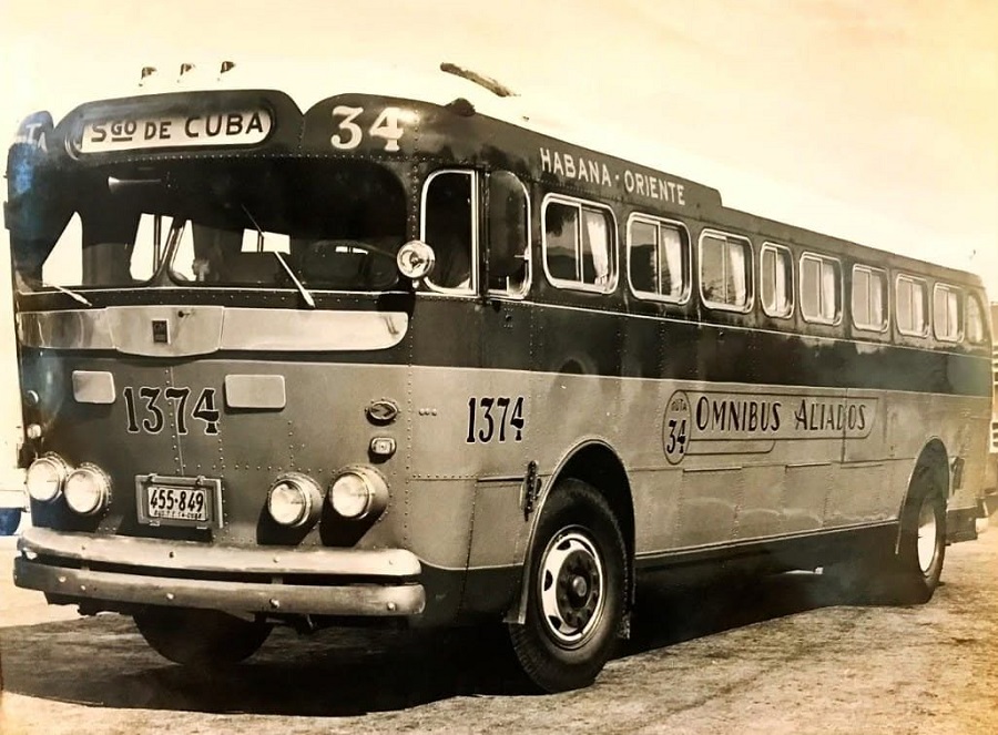 La guagua o el ómnibus