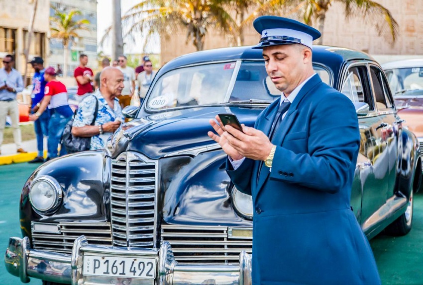 Un emblemático Packard de 1942