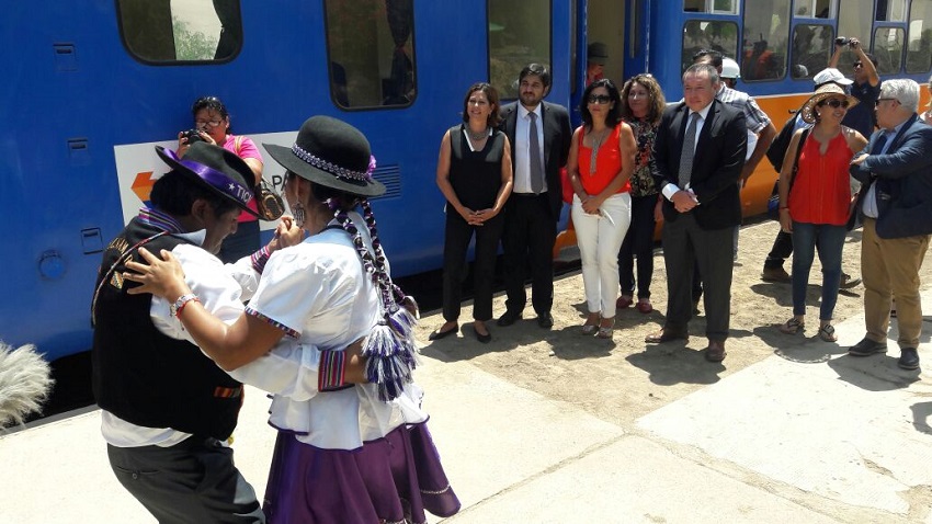 El tren Arica-Poconchile, iniciativa del Ferrocarril Arica-La Paz (FCALP)