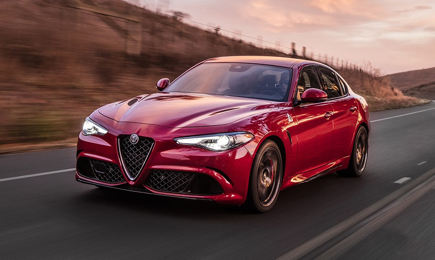 Alfa Romeo Giulia sedan rojo