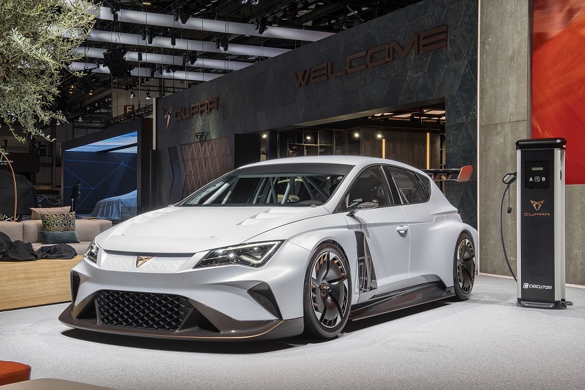 Cupra e-Racer Recargando las Baterias