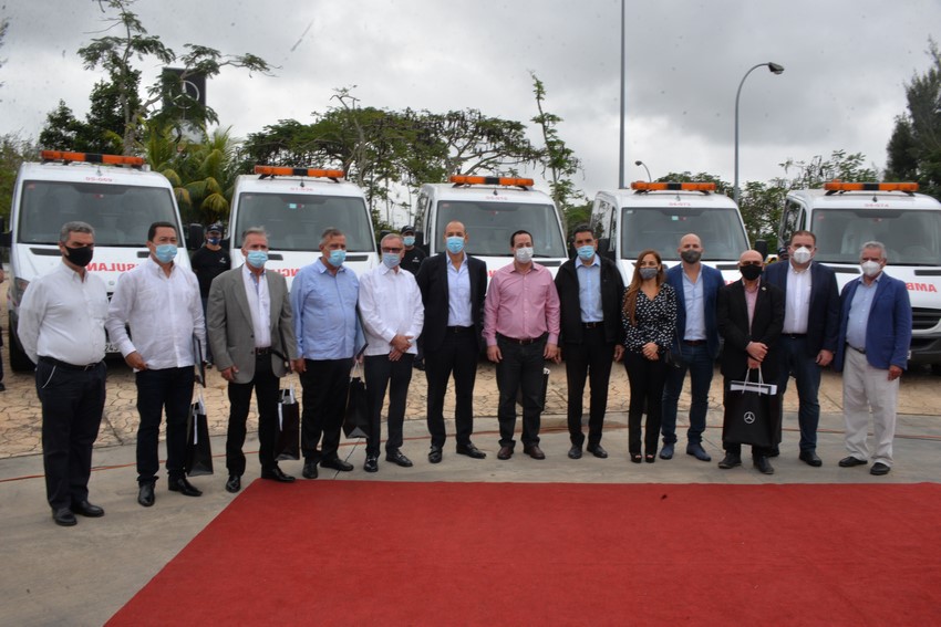 Donantes Ambulancias Mercedes-Benz