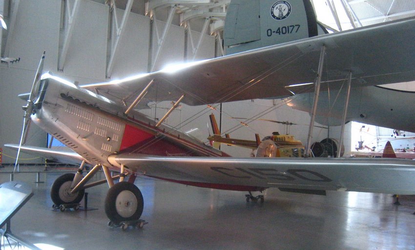  Douglas Aircraft Company. Douglas M2.