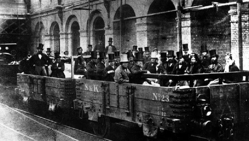 El metro de Londres el primero de la Historia