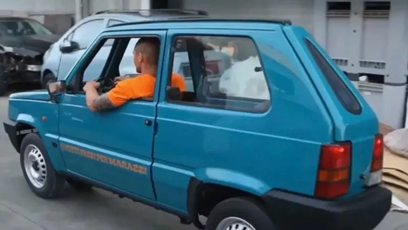 El Fiat Panda más estrecho del mundo
