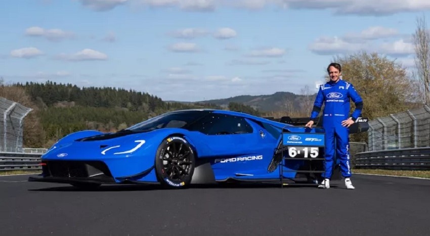 Ford GT Mk IV, el modelo americano más rápido en el circuito alemán «Infierno Verde»