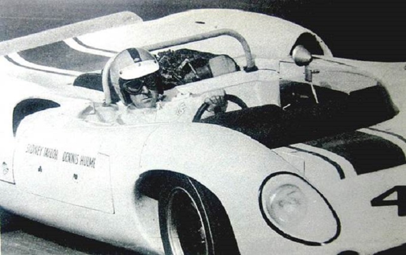 Denis Clive "Denny" Hulme. Piloto de automovilismo de velocidad 