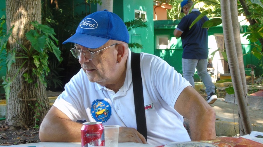 Resaltan valores socio-culturales del Club de Autos Antiguos “A Lo Cubano”