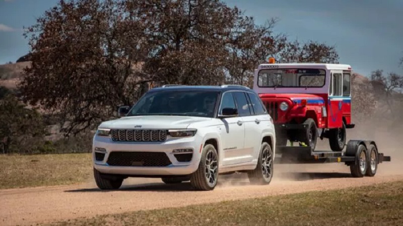 Jeep DJ5-E Electruck