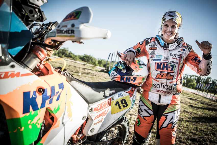 Laia Sanz vistiendo los colores de KH7