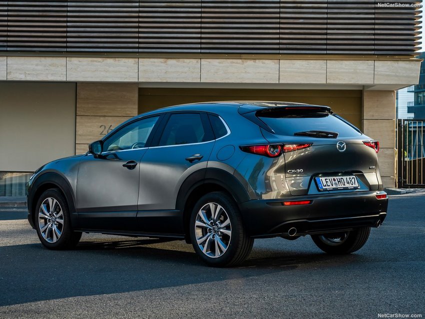 Parte trasera Mazda CX-30