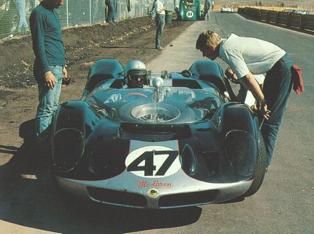 McLaren Elva 1965-McLaren M1A 1964