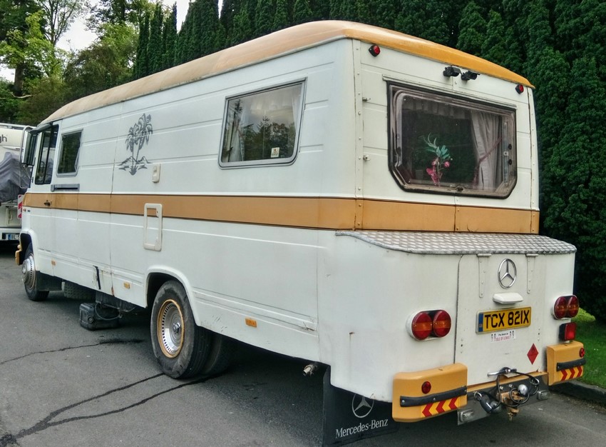 Mercedes-Benz T2 Camperven 1981 parte trasera