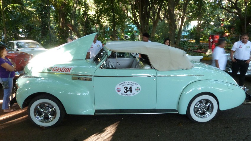 Buick Convertible 1940 lateral