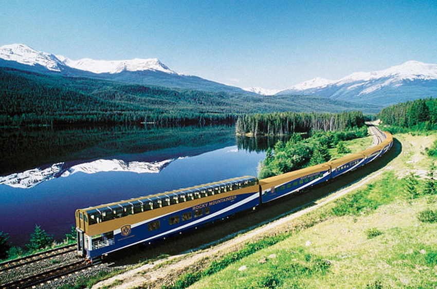 Foto: Rocky Mountaineer, tren de Cristal