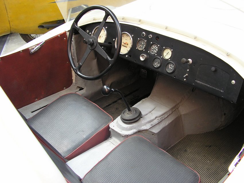 Interior del Zil 112