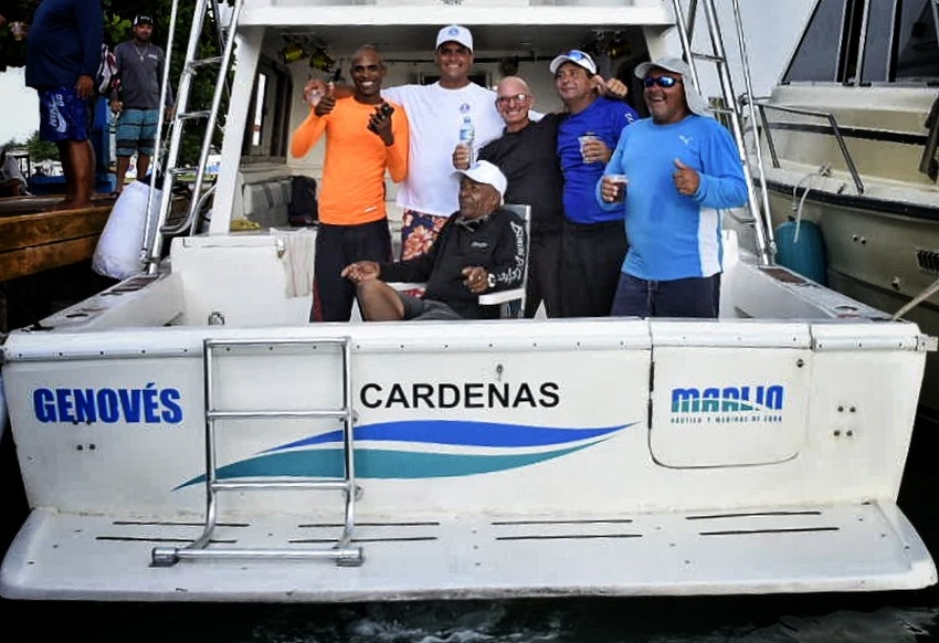 El equipo búlgaro Lucky One mantuvo el liderato luego de sumar dos casteros azules en la segunda fecha de la justa de pesca deportiva más importante de la Isla.