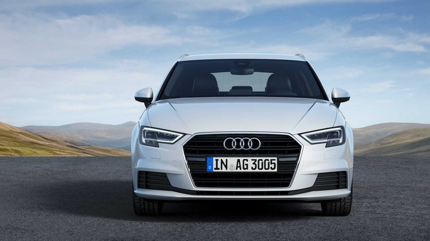 Audi A3 G-Tron Frontal