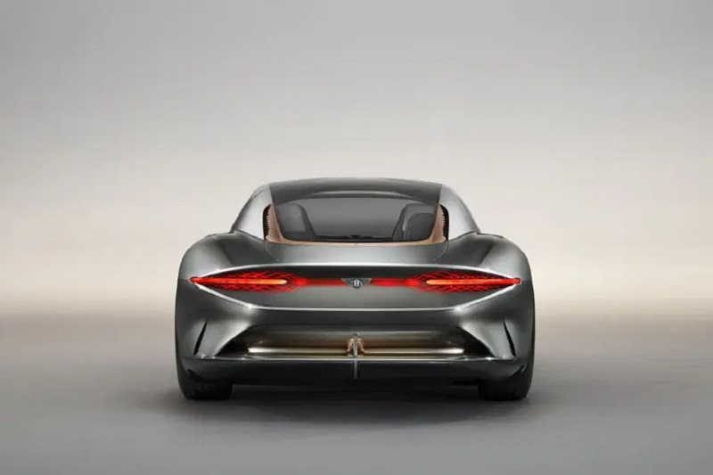 Visión 2035: Bentley EXP 100 GT