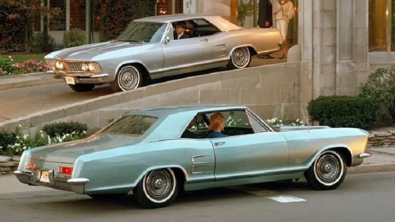 Coches inspirados por la botella de Coca-Cola