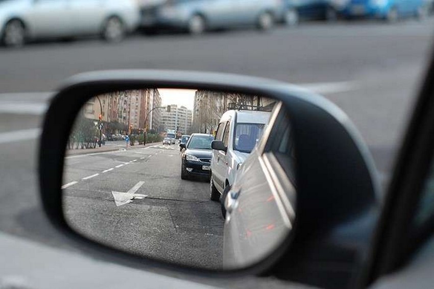 ¿Sabes que importante son los espejos retrovisores de tu coche? Cuanto Vale El Espejo De Un Carro