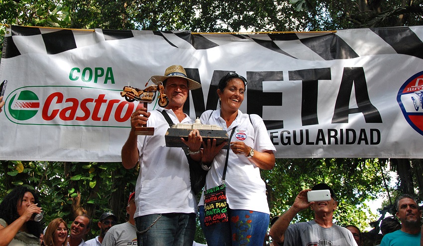 Premiados del XIV Rally de Regularidad de Autos Antiguos “A lo cubano” Copa Castrol 2018 en los Jardines de Tropicana