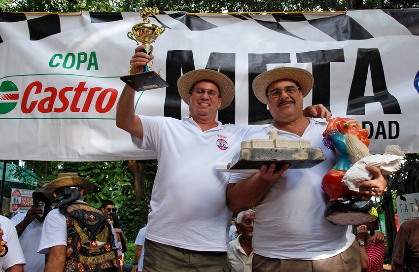 Premiados del XIV Rally de Regularidad de Autos Antiguos “A lo cubano” Copa Castrol 2018 en los Jardines de Tropicana