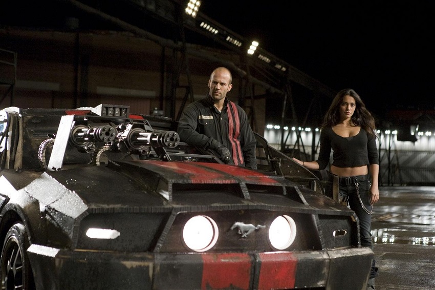 Jason Statham en Ford Mustang en Death Race