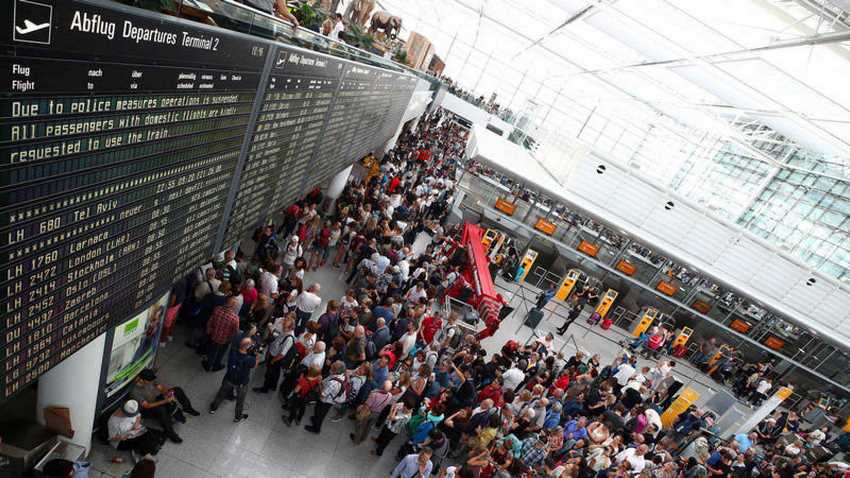 El Aeropuerto de Múnich vivió esta semana una situación singular, cuando un pasajero abrió por error una puerta y todos los vuelos fueron cancelados.  