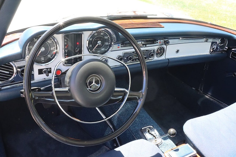 Mercedes Benz 230 Pagoda