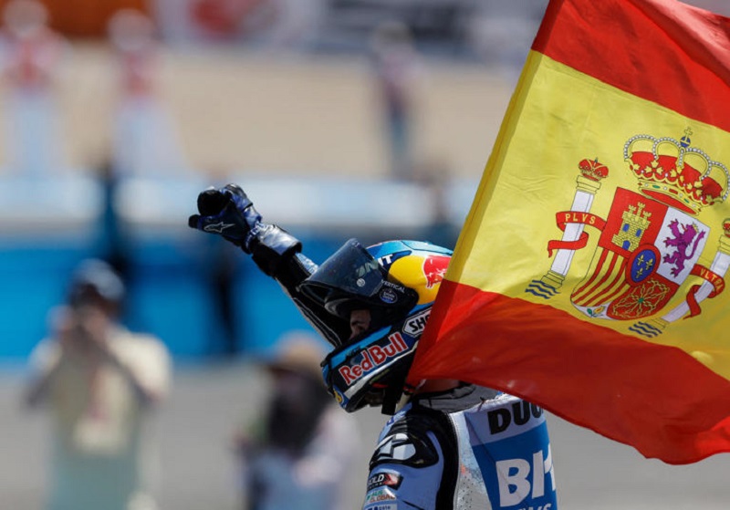 Alex Márquez rompió la racha de Bezzecchi