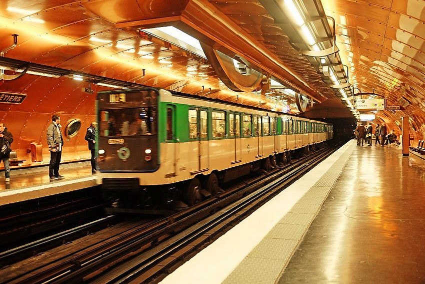 Estación del Metro de París.