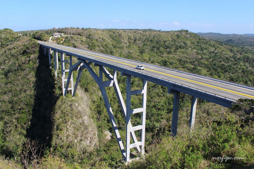 Puente de Bacunayagua