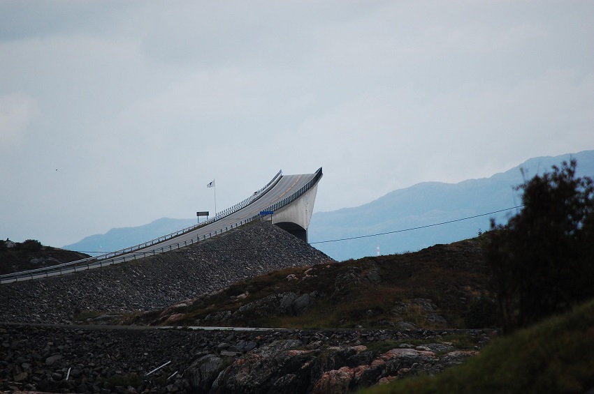 Storseisundet , el puente borracho