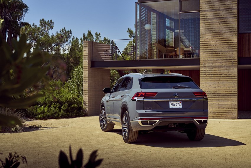 Volkswagen Atlas Cross Sport R-Line Vista trasera