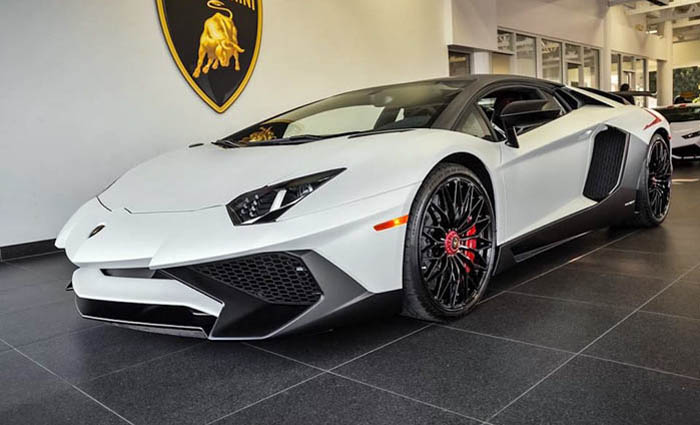 Lamborghini Aventador SV Lamborghini Ad Personam sobre un Aventador SV