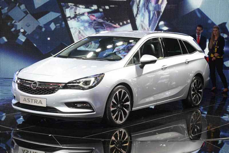 Opel Astra Sports Tourer 2016