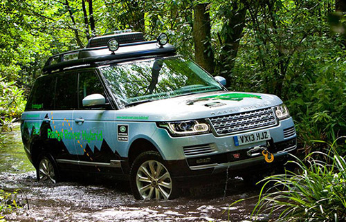 Land Rover lanza su gama híbrida