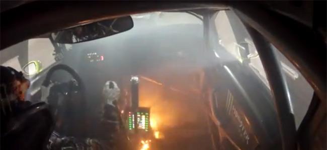 Vídeo: Ken Block compite con el interior de su coche ardiendo