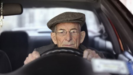 Los abuelos… ¿conducen mejor que papá y mamá?