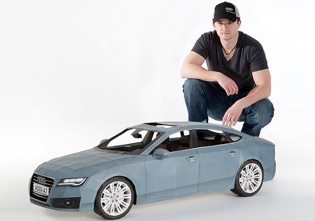 Video: Un Audi A7 de papel