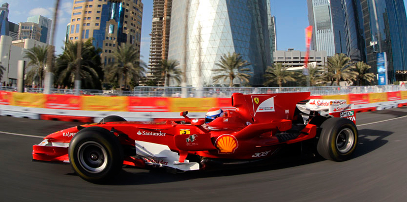 Exibición de Ferrari en Doha ante 20 mil fans