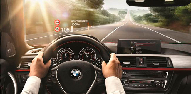 BMW: el coche del futuro lo conduciremos con la voz