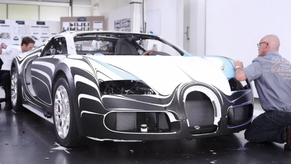 Vídeo: Bugatti nos muestra el nacimiento del sorprendente L'or Blanc